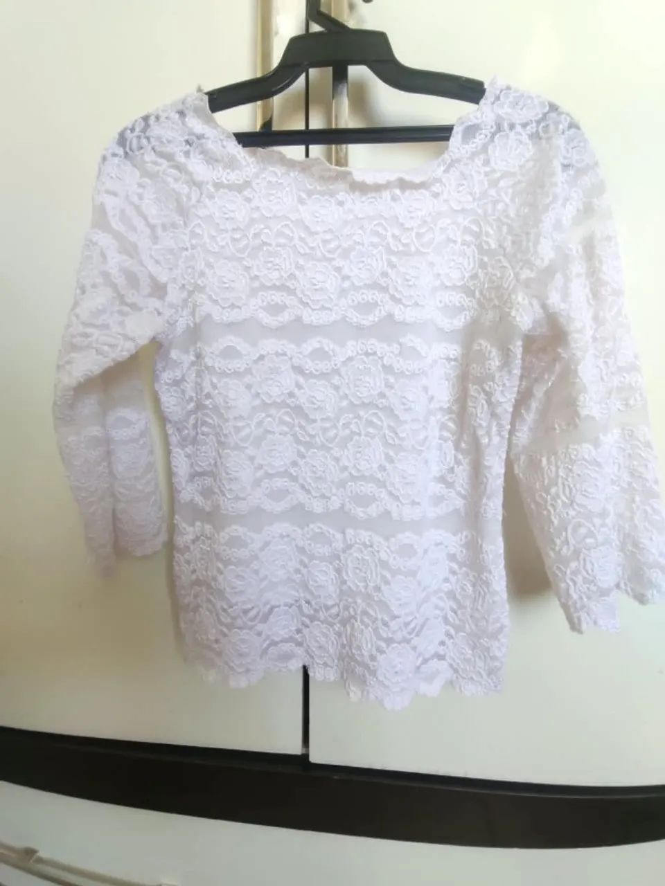 Blusa de renda - Foto 2