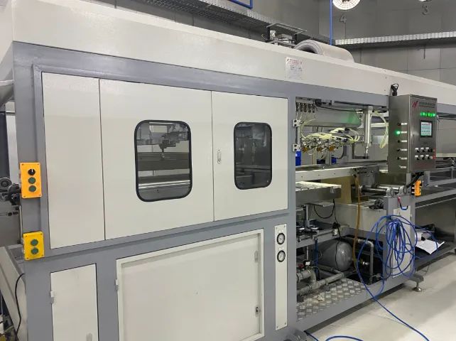 FÁBRICA COMPLETA DE VACUUM FORMING EM OPERAÇÃO - RJ