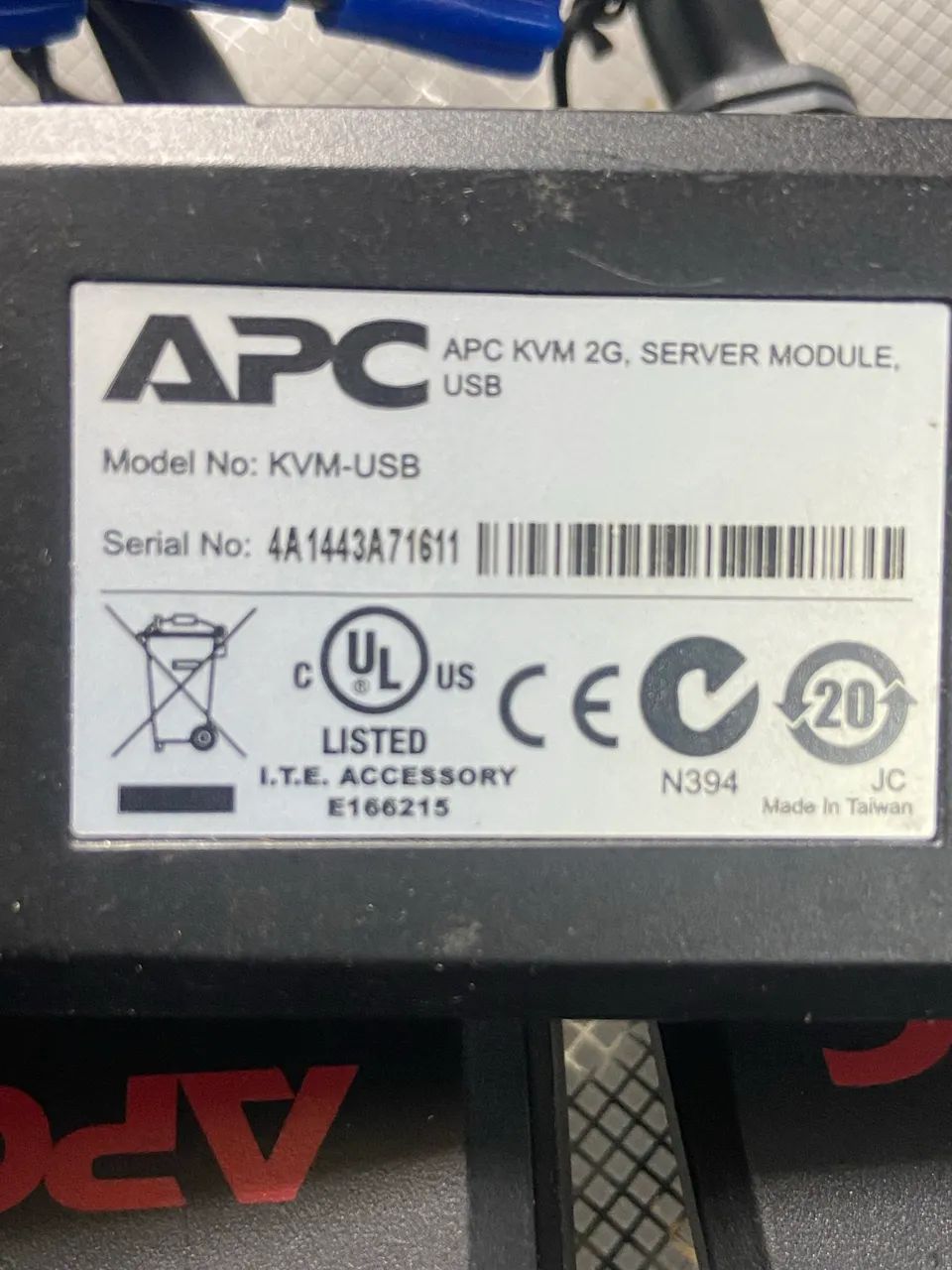 Módulo De Servidor Kvm Apc 2g, Usb P/n: Kvm-usbvm - Foto 2
