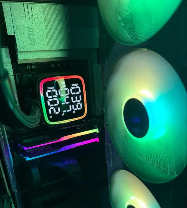 AMD Ryzen 9 7950X3D - Foto 4