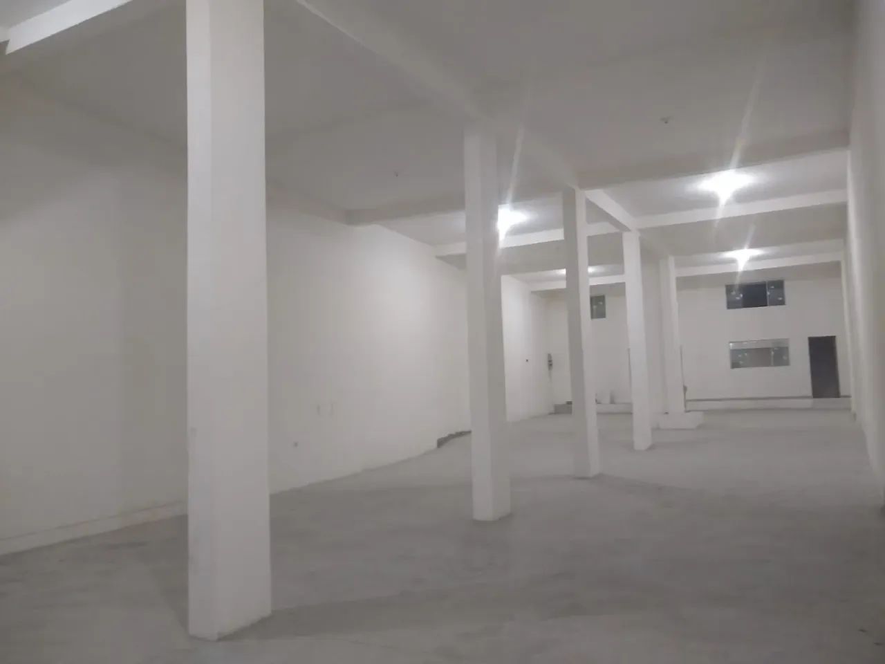 Prédio/Edificio inteiro para aluguel tem 800 m² em Itaim Paulista - São Paulo - SP