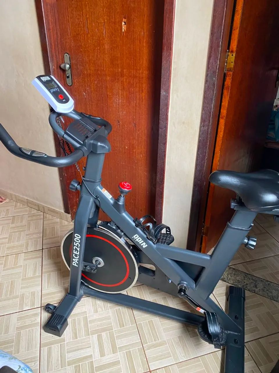 Bicicleta ergométrica a venda  - Foto 2