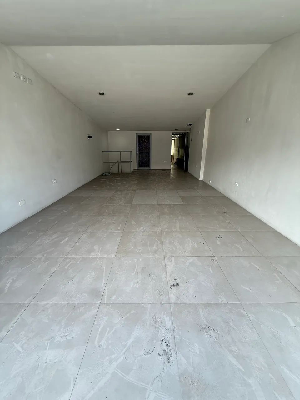 Loja / prédio comercial na Av. 17 de Agosto, 207 m² - Foto 2