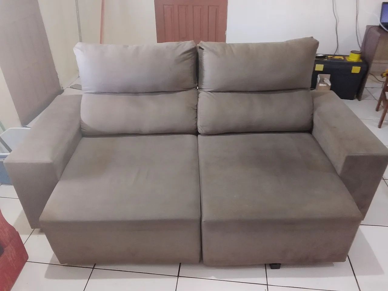 Sofá retrátil 