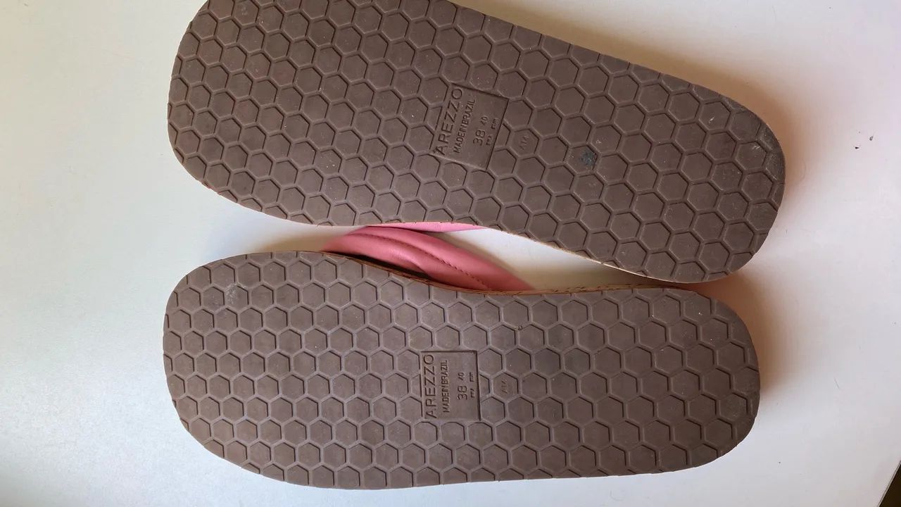 Sandália Rosa Couro Flatform Cortiça Arezzo - Foto 3