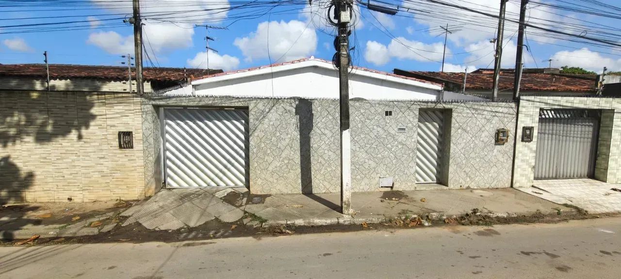 Casa possui 155m2 com 4 quartos em Benedito Bentes - Maceió - AL - Foto 4