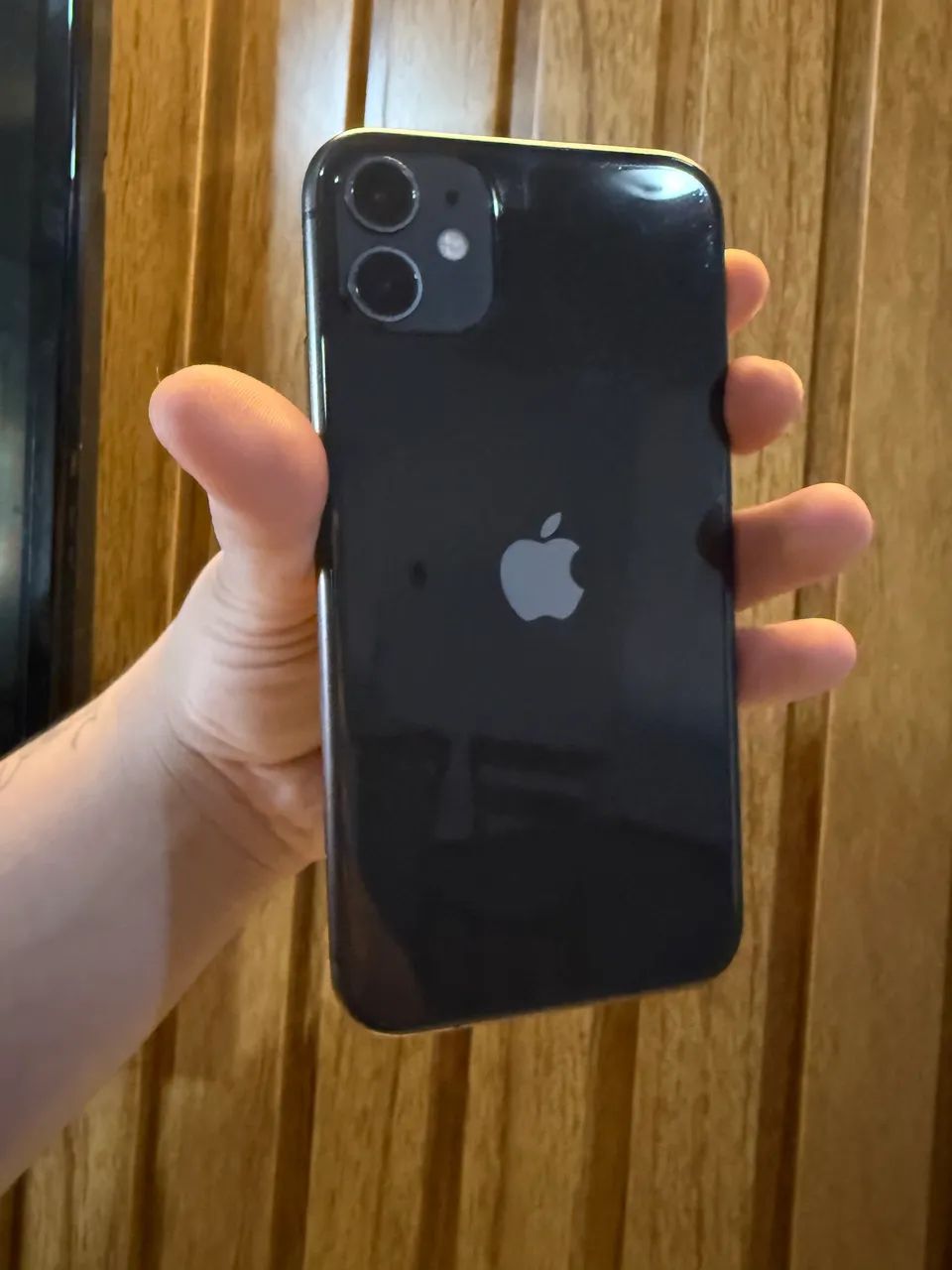 iPhone 11 - 128 GB - Preto  - Foto 3