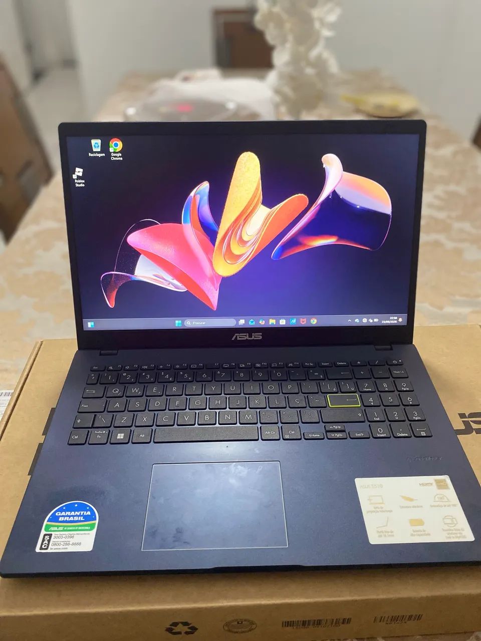 NOTEBOOK ASUS NA CAIXA COM NOTA FISCAL  - Foto 5