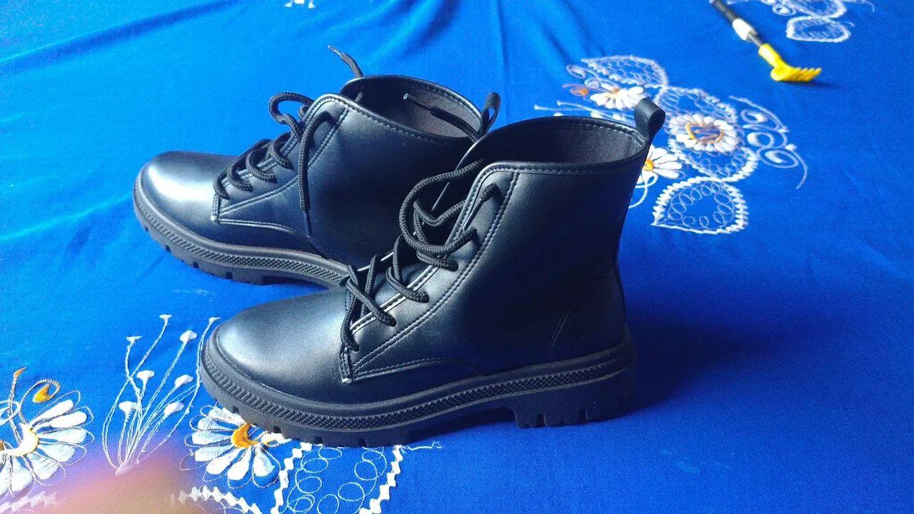 Bota feminina  - Foto 2