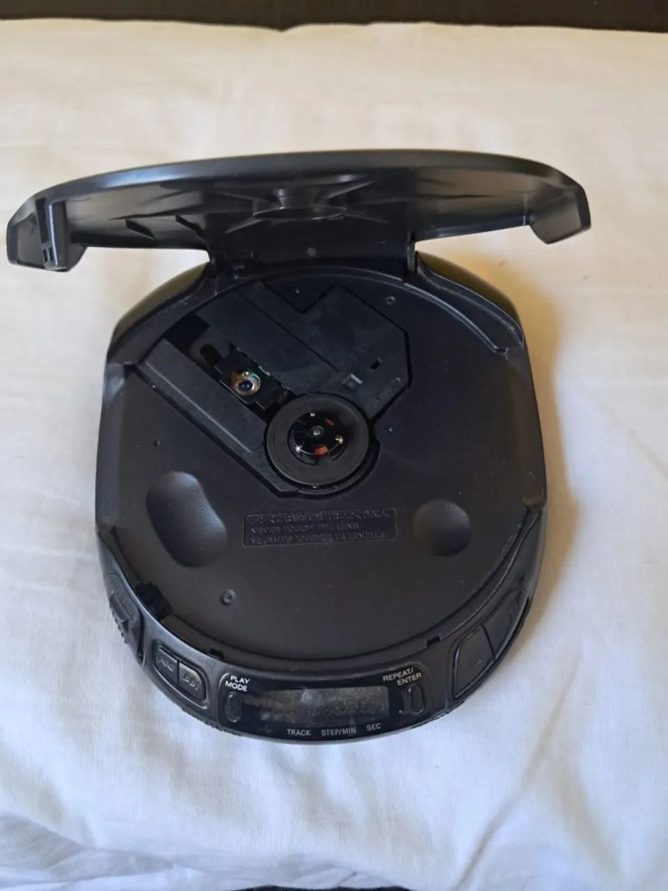 Discman Sony D-151 Original e Funcionando - Foto 2