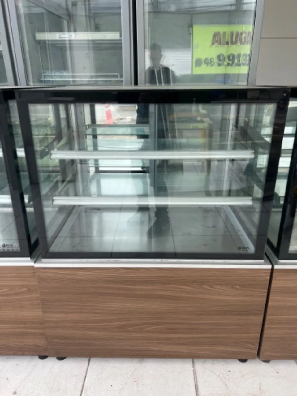 Balcão expositor Padaria/ Aquecido/ refrigerado/ temperatura ambiente  - Foto 5