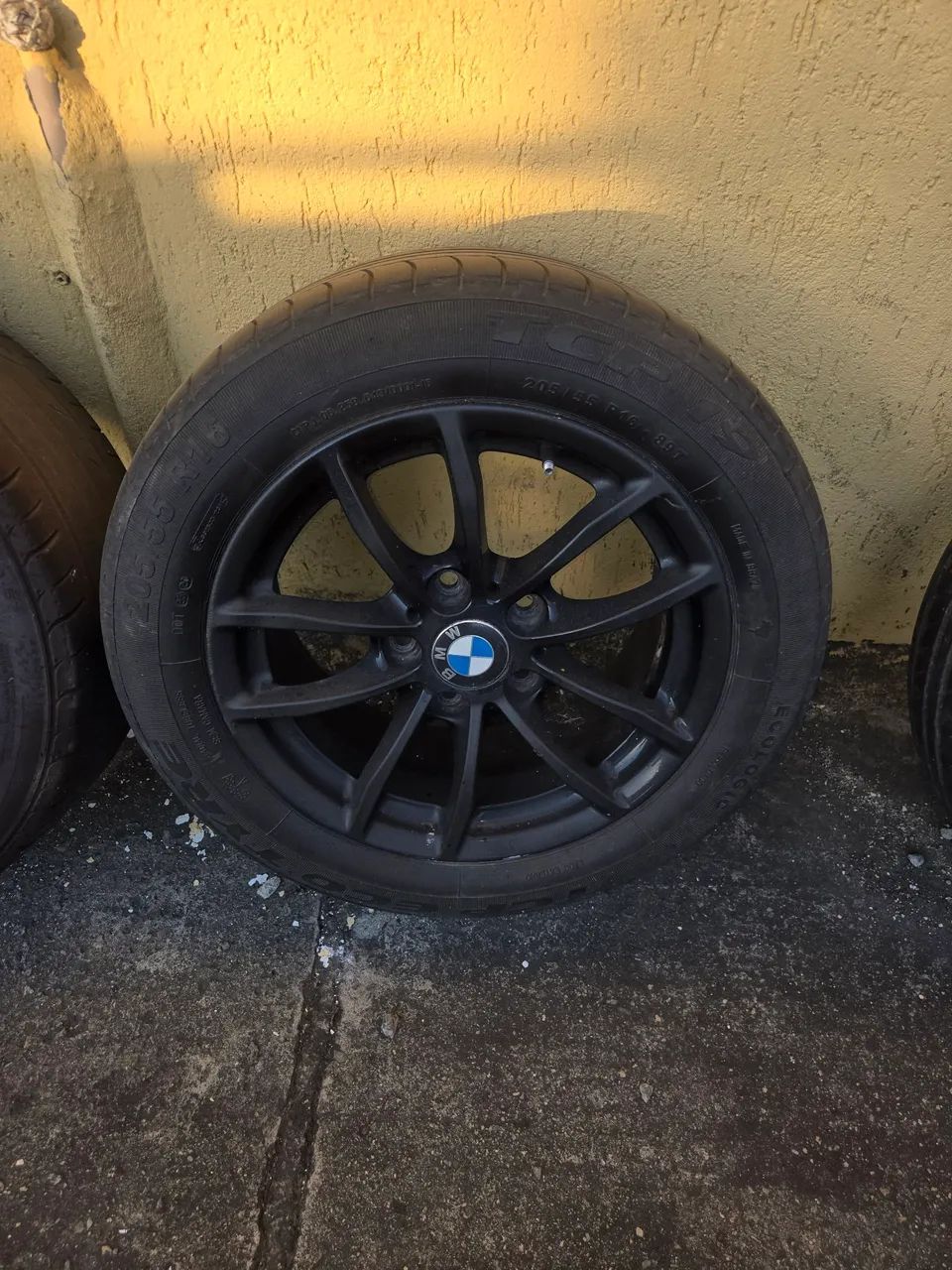Roda 18 com pneu bmw 118 - Foto 2