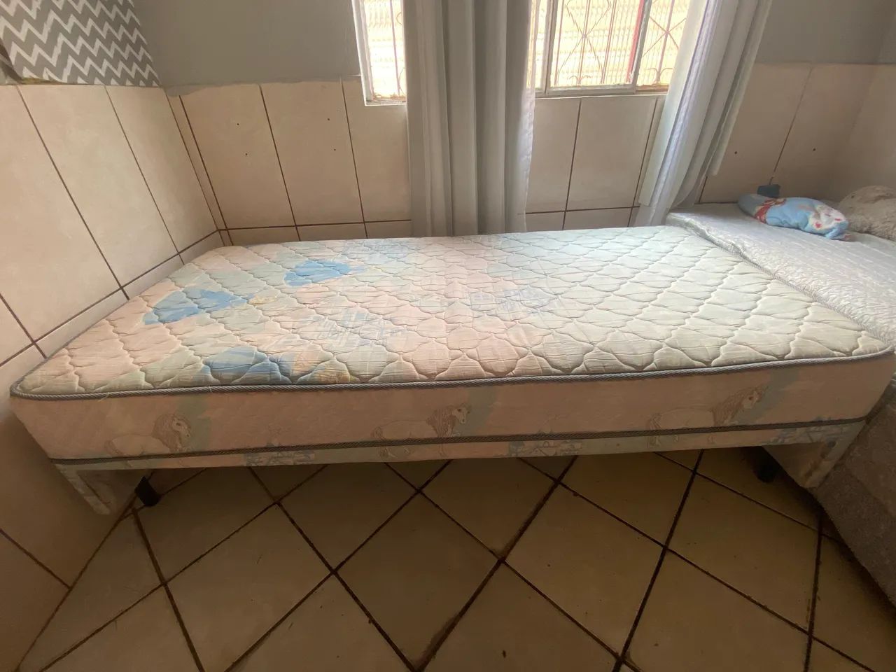 Bi- cama 