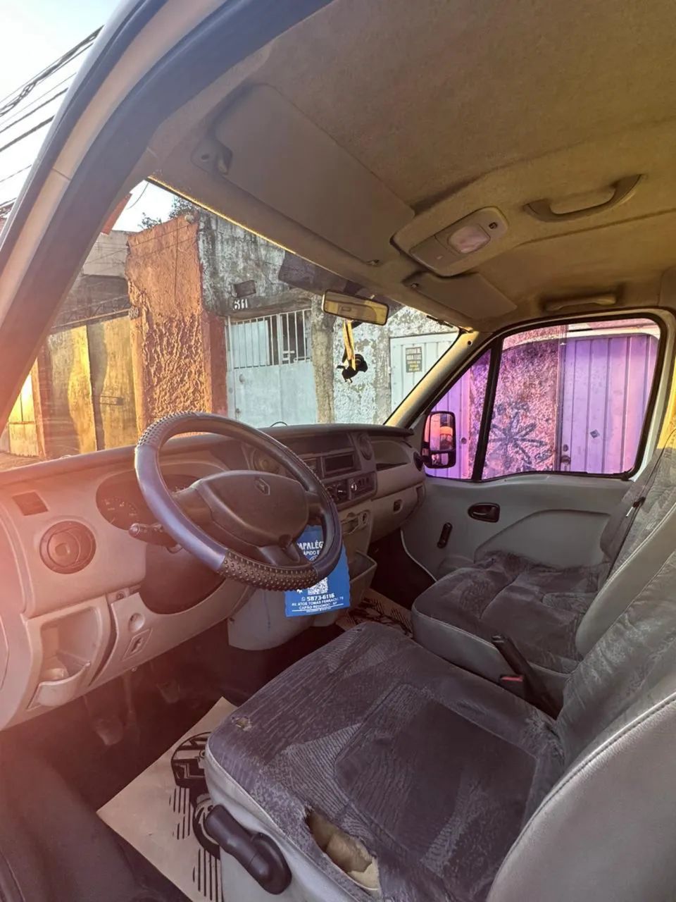 Renault Master 2.5 Baú  - Foto 4