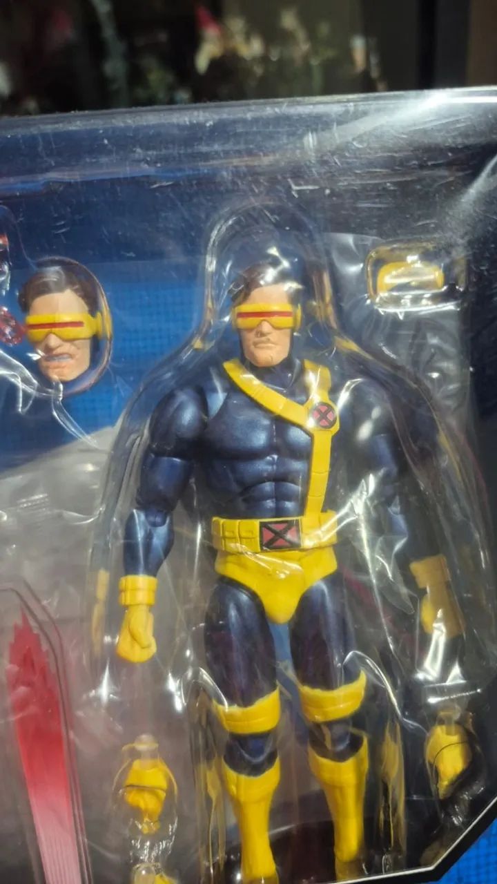 MAFEX Cyclops (Ciclope) (Comic Ver.) X-Men  - Foto 4