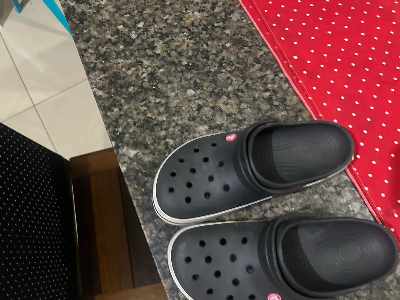 Crocs. 