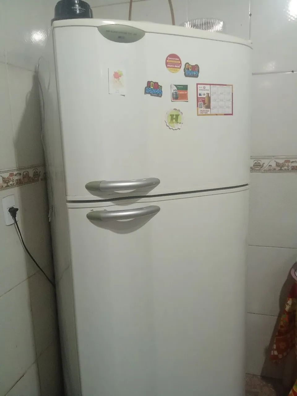Vendo geladeira Eletrolux 