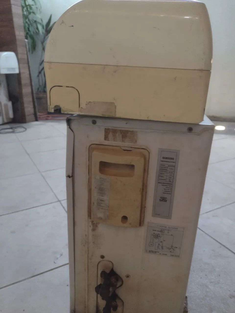 Split 24 mil BTUs com compressor queimado não tem compressor  - Foto 4
