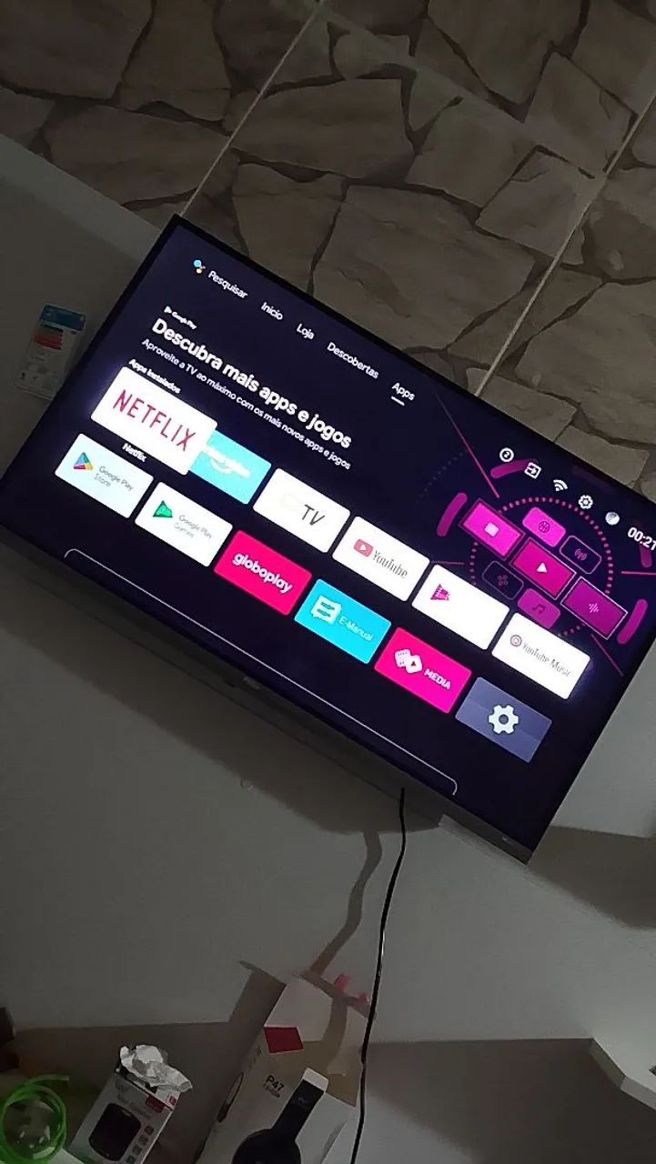 Tv Philco 32 1 mês de comprado no plástico 700 reais vendendo apenas pq vou viajar.