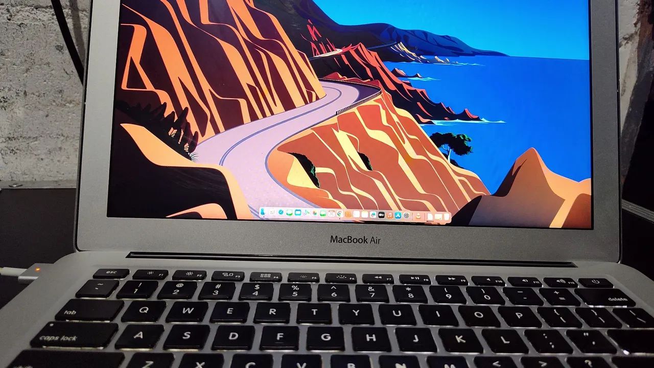 Macbook air 13 polegadas zerado bateria nova