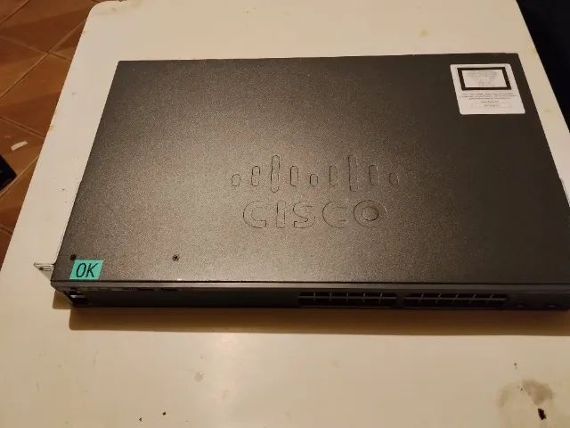 Switch Cisco Catalyst 2960X 24 Portas Gigabit com 2 Uplinks 10G - Foto 5
