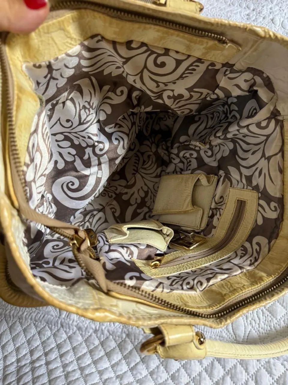 Bolsa branca  de couro carmem steffens.  - Foto 3