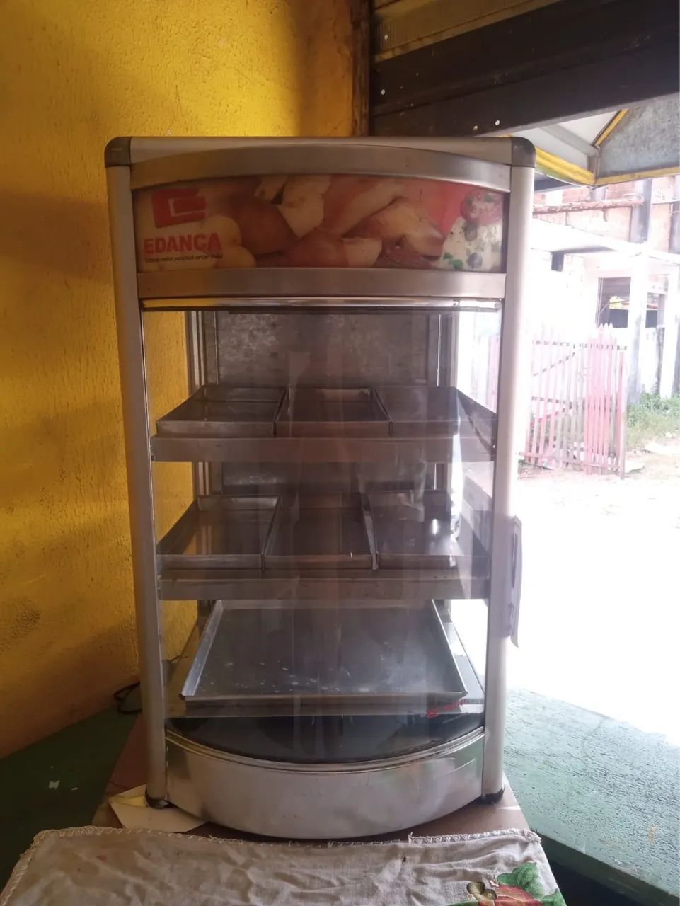 Vendo uma estufa de salgados em perfeito estado de conservação  - Foto 2