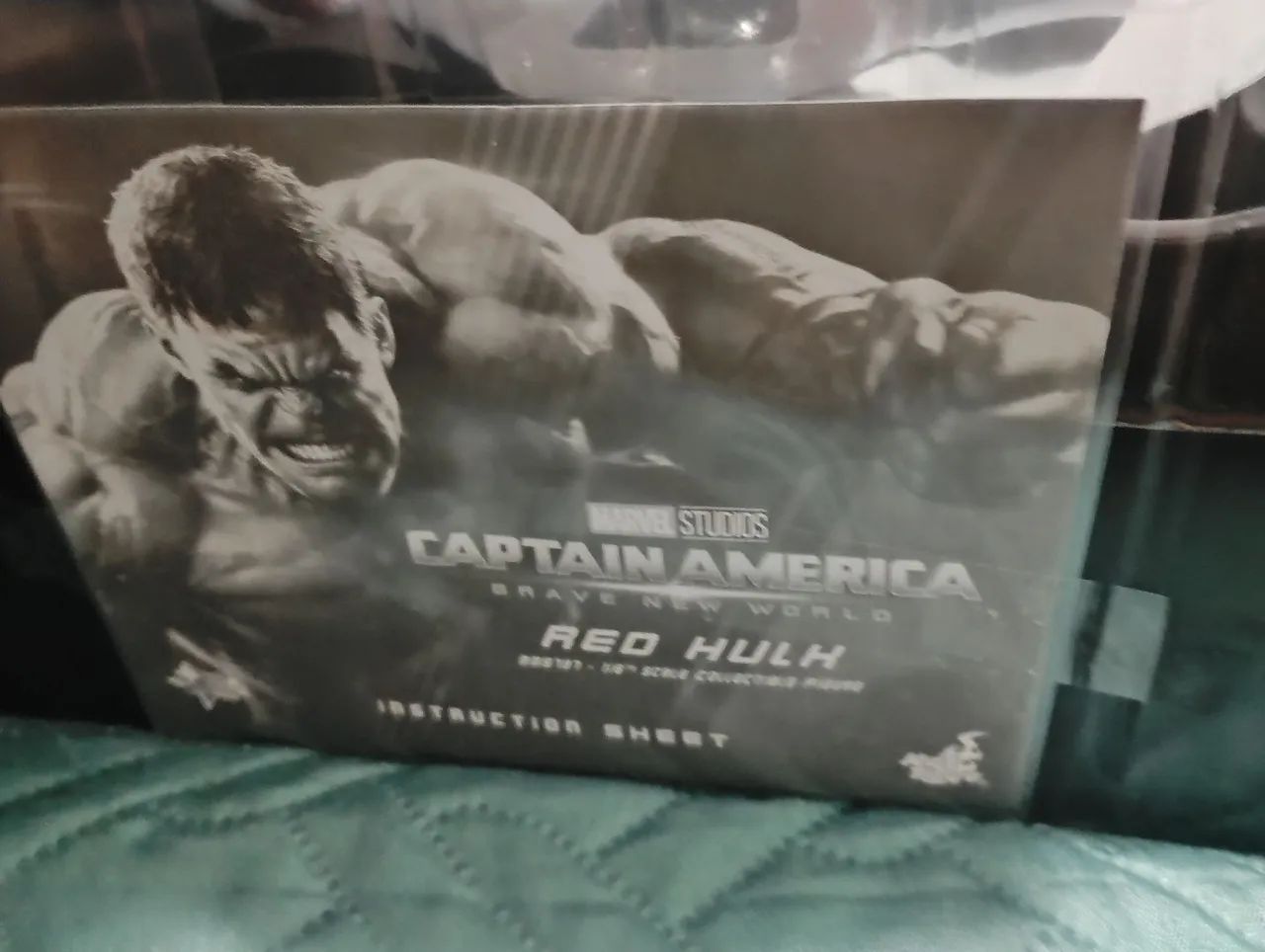 Cabeça hot toys Head original com Caixa Red Hulk  - Foto 4