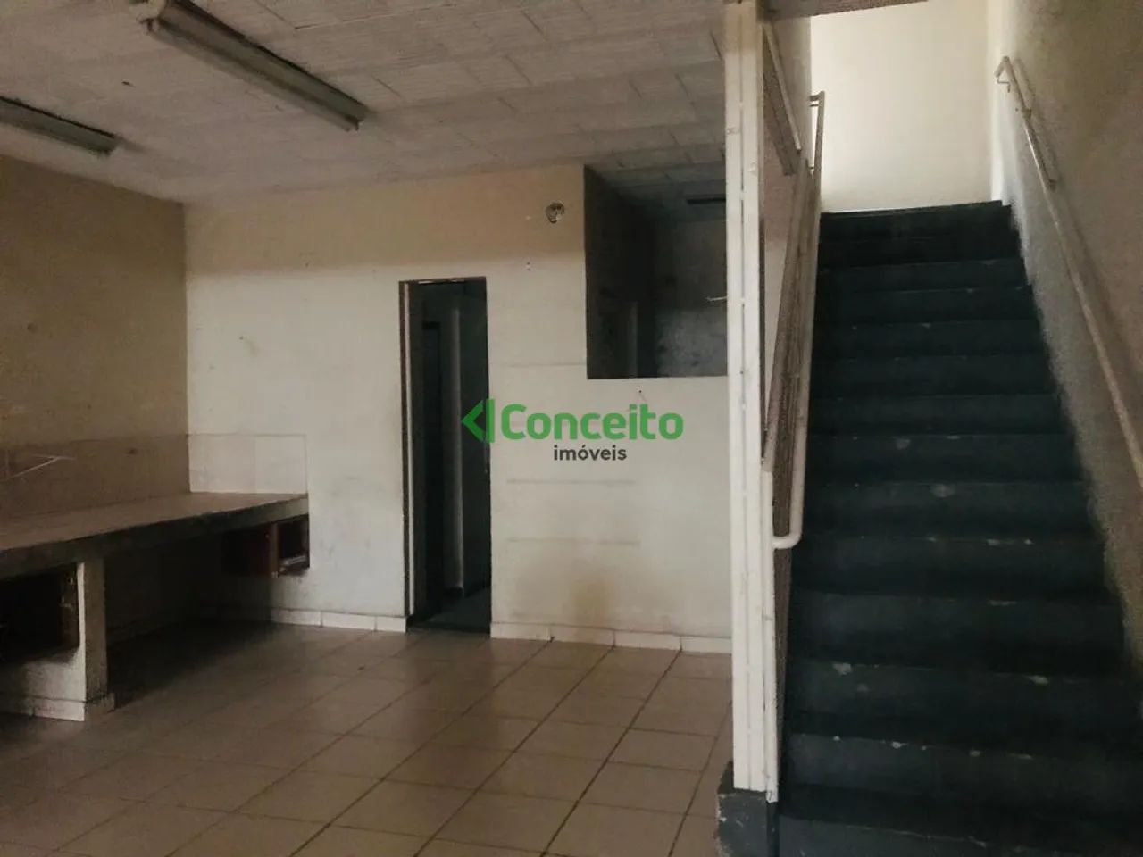 Loja comercial , em uma localização privilegiada! - Foto 2