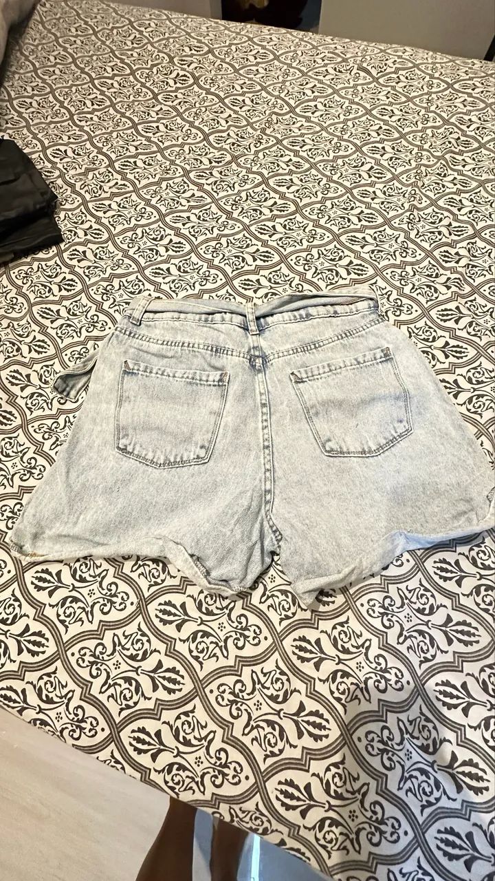 Roupas usadas no máximo duas vezes