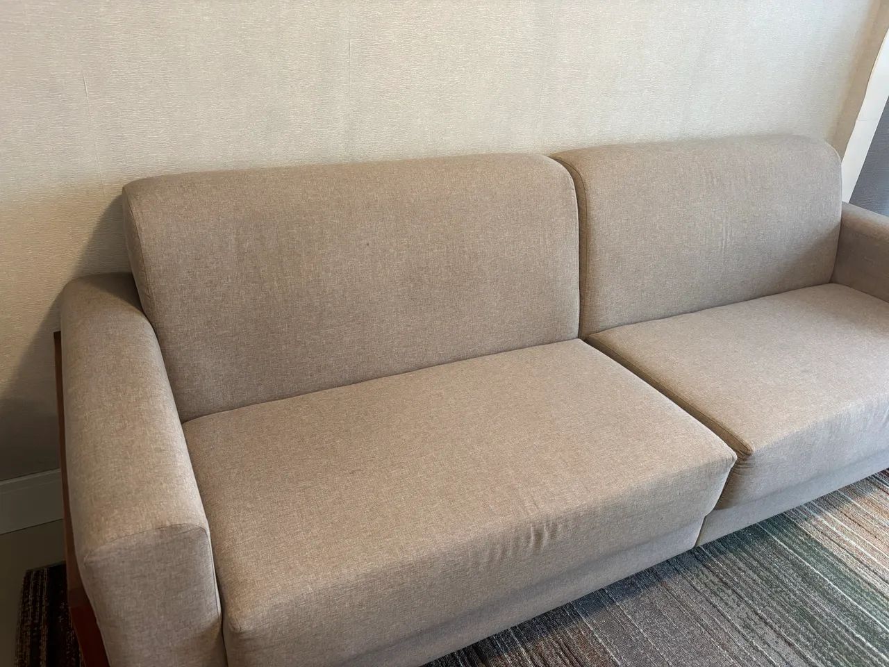 Sofá fixo 2,30m super conservado  - Foto 2