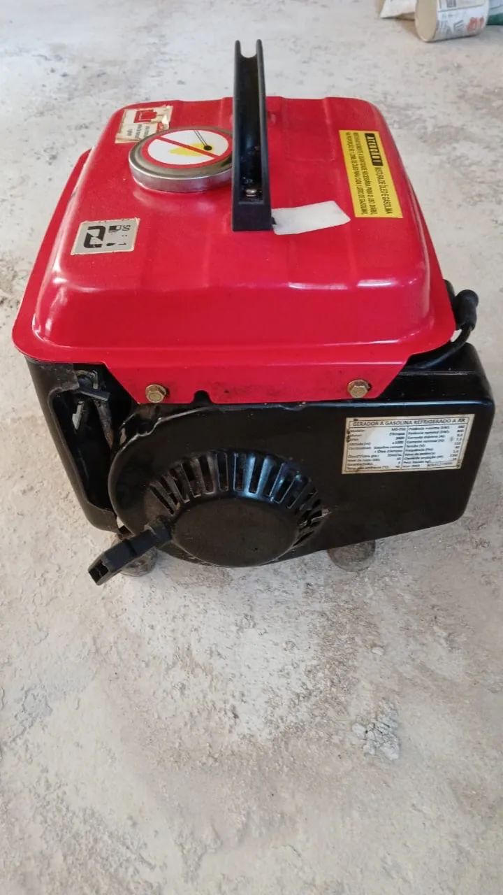 Gerador Motomil MG-950 a Gasolina - Portátil e Econômico