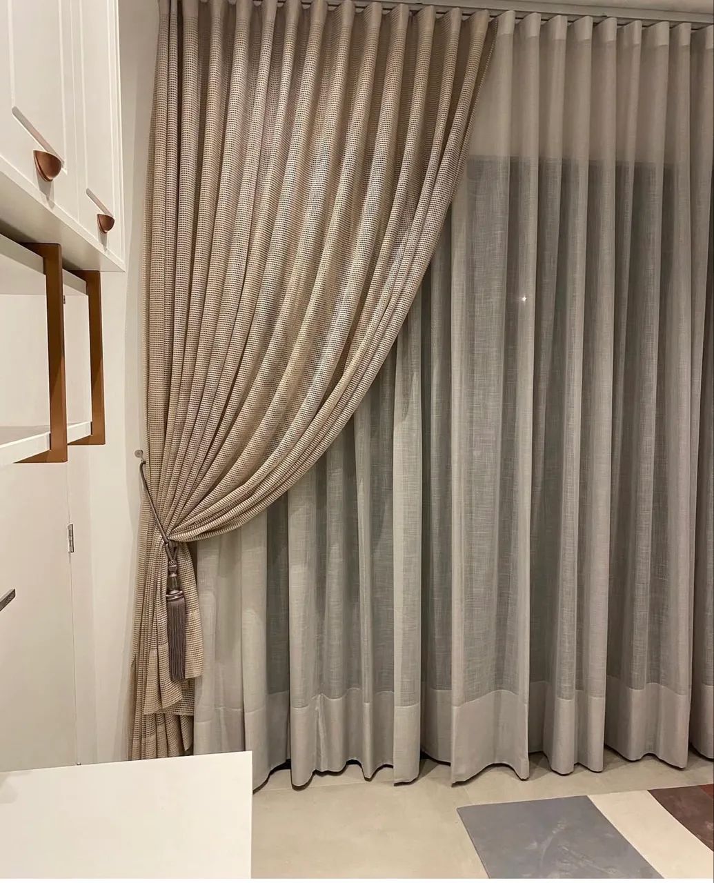 Cortinas e persianas sob medida a preço de fábrica!!
