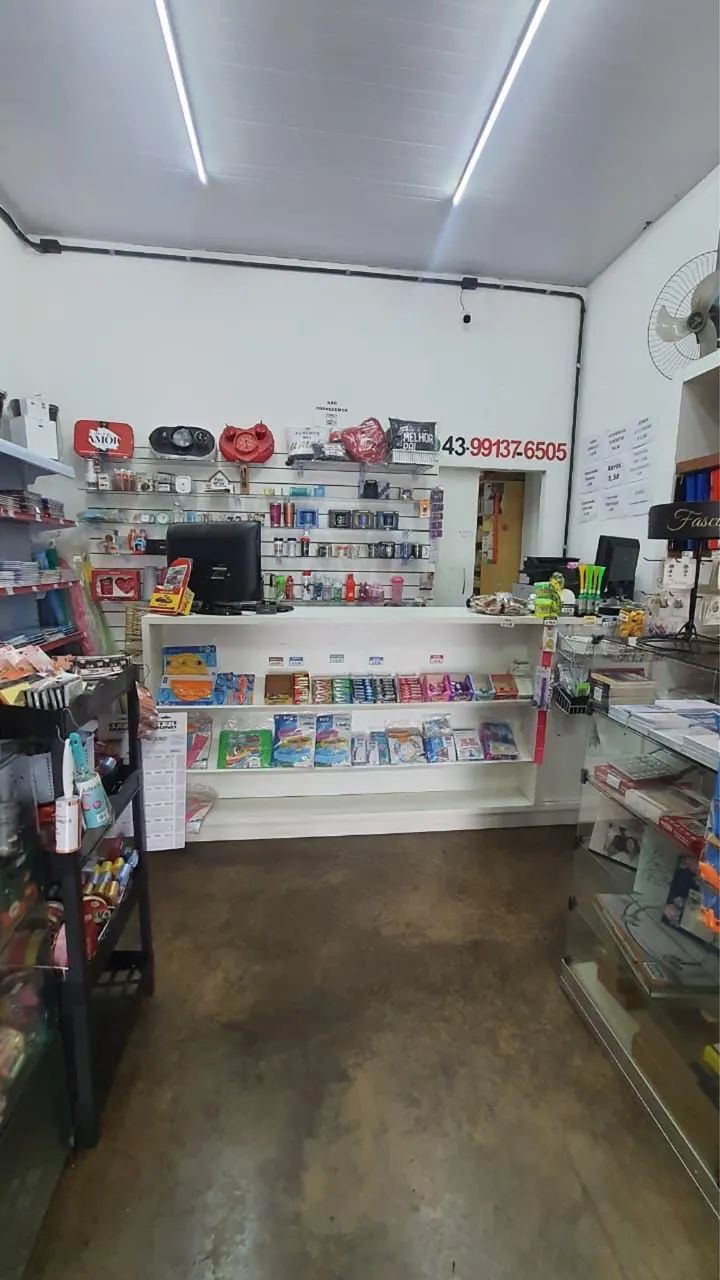 Vende-se Loja Completa com Estoque e Estrutura - Londrina/PR - Foto 3