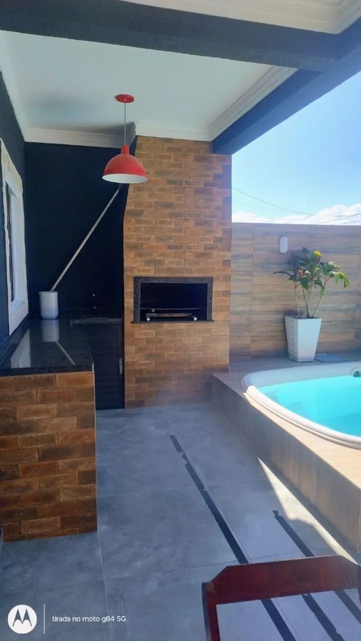 Linda casa com piscina ,ar cond.e 3 quartos  - Foto 3