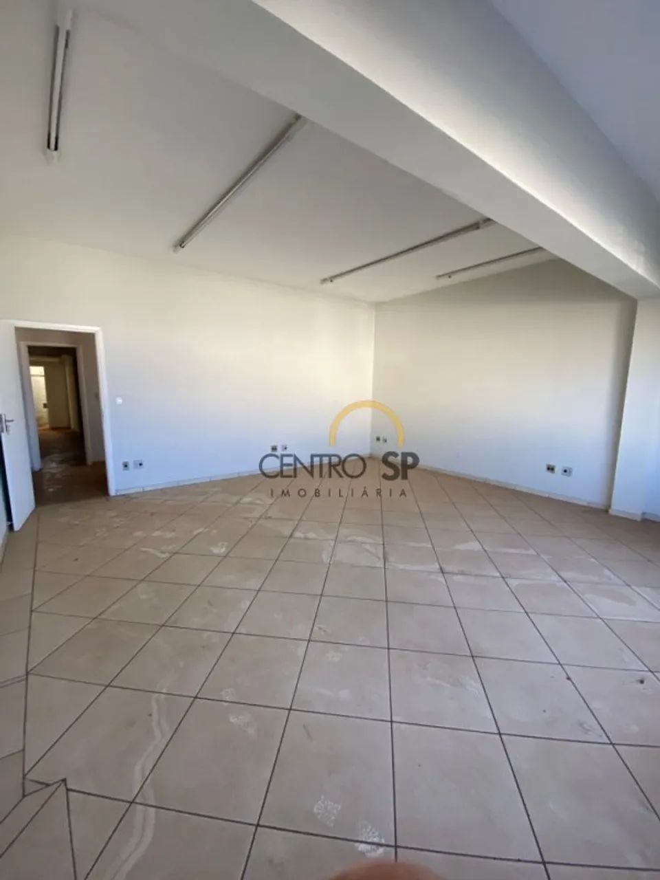 Vila Cardia, Casa para aluguel com 200 m² e 3 Dormitorios - Foto 2