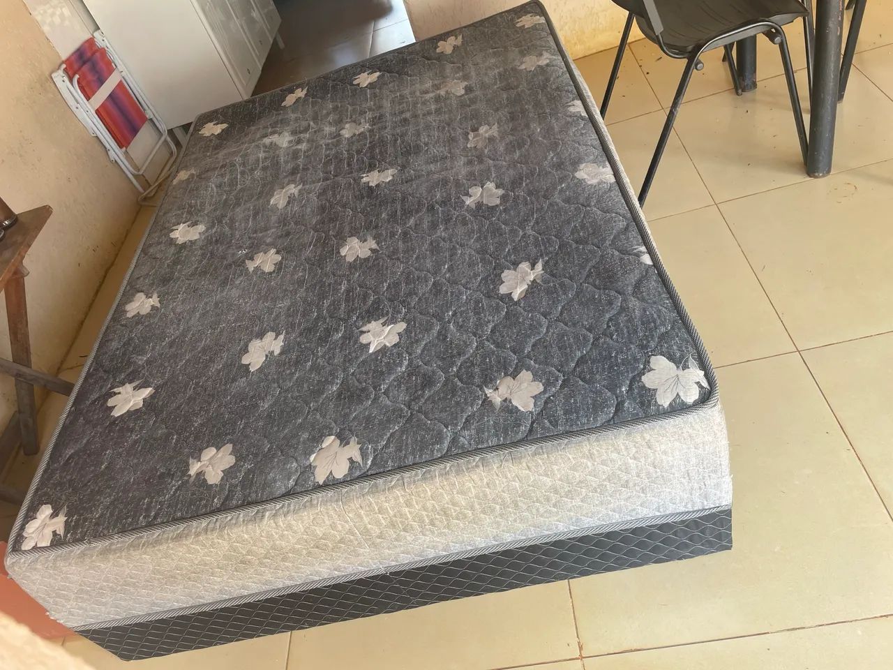Vendo cama box 