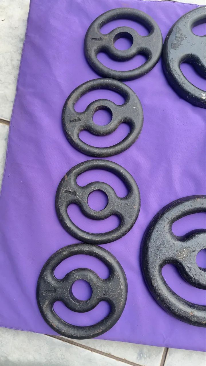 VENDO KIT DE MUSCULAÇÃO- ÓTIMO ESTADO - Foto 4