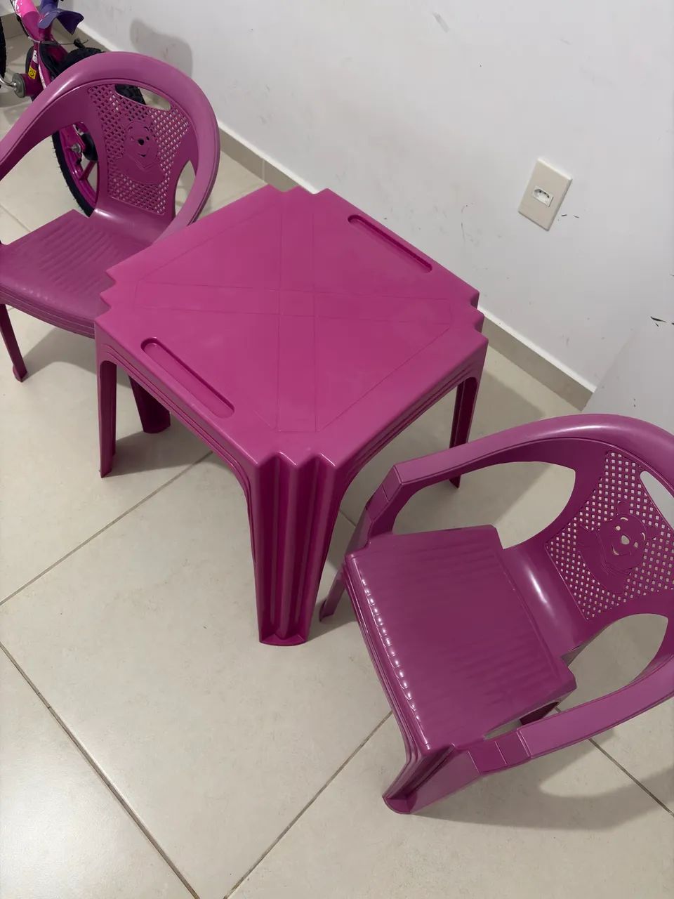Mesa e cadeiras infantil  - Foto 5