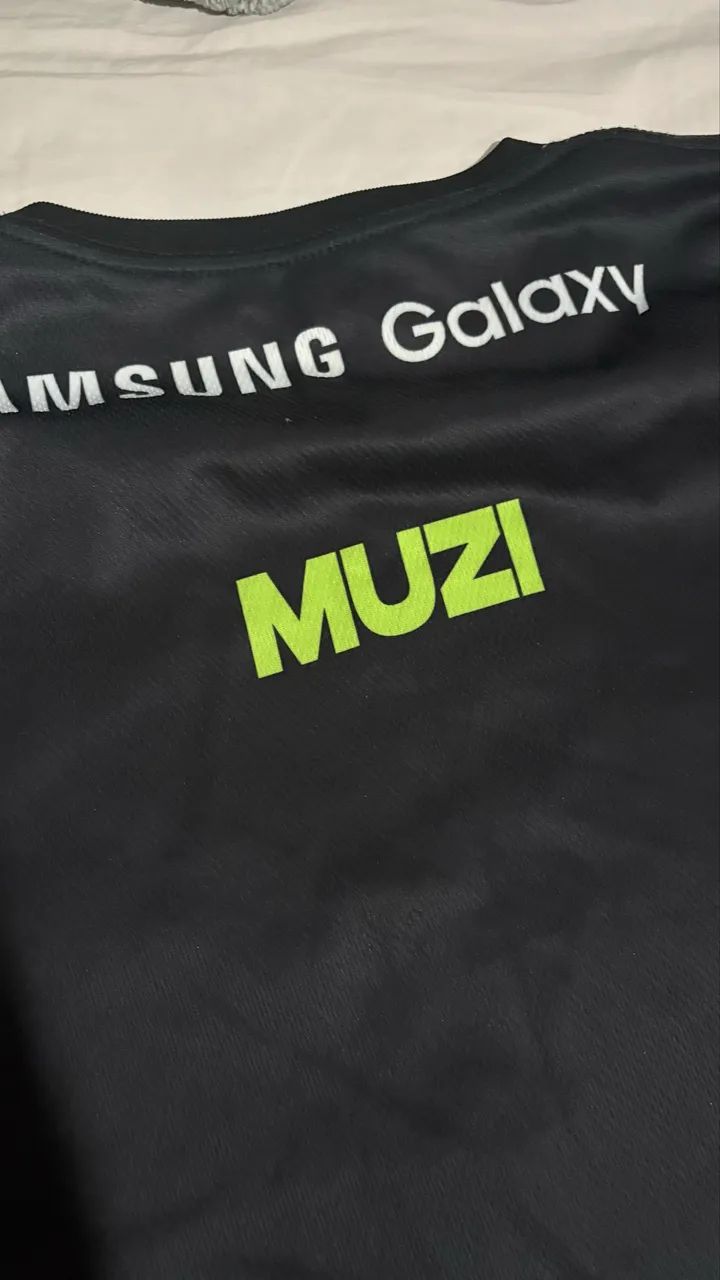 CAMISETA NIP GAMING RAINBOW SIX 2021 MUZI - Foto 4
