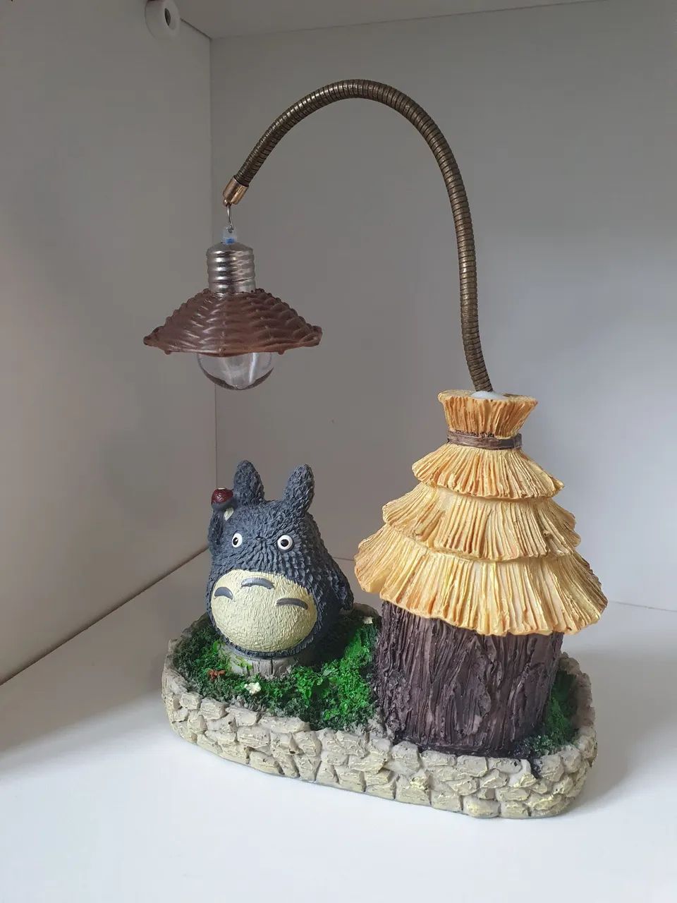 Luminária Totoro - peça decorativa - Foto 3