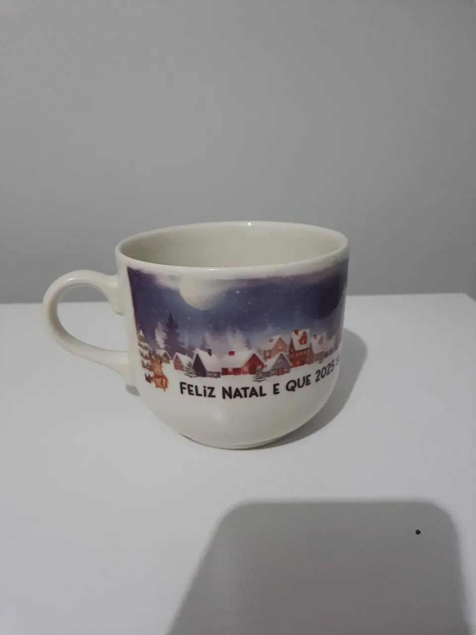 Xícara de porcelana 