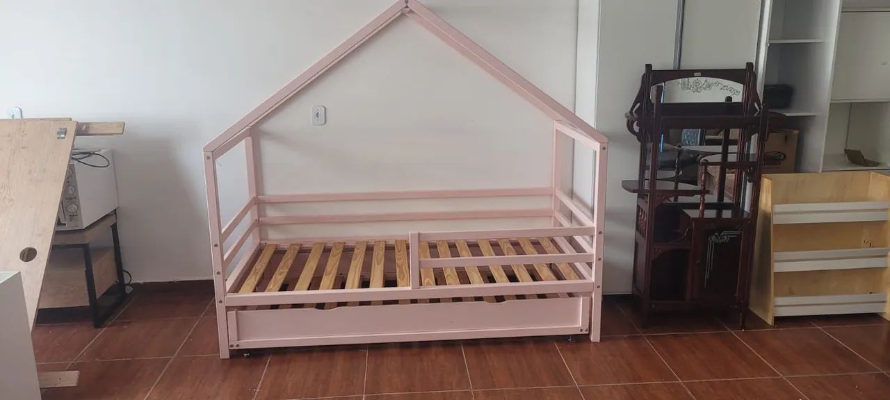 Vendo essa cama com auxiliar tamanho solteiro MDF em ótimo estado de conservação  - Foto 2