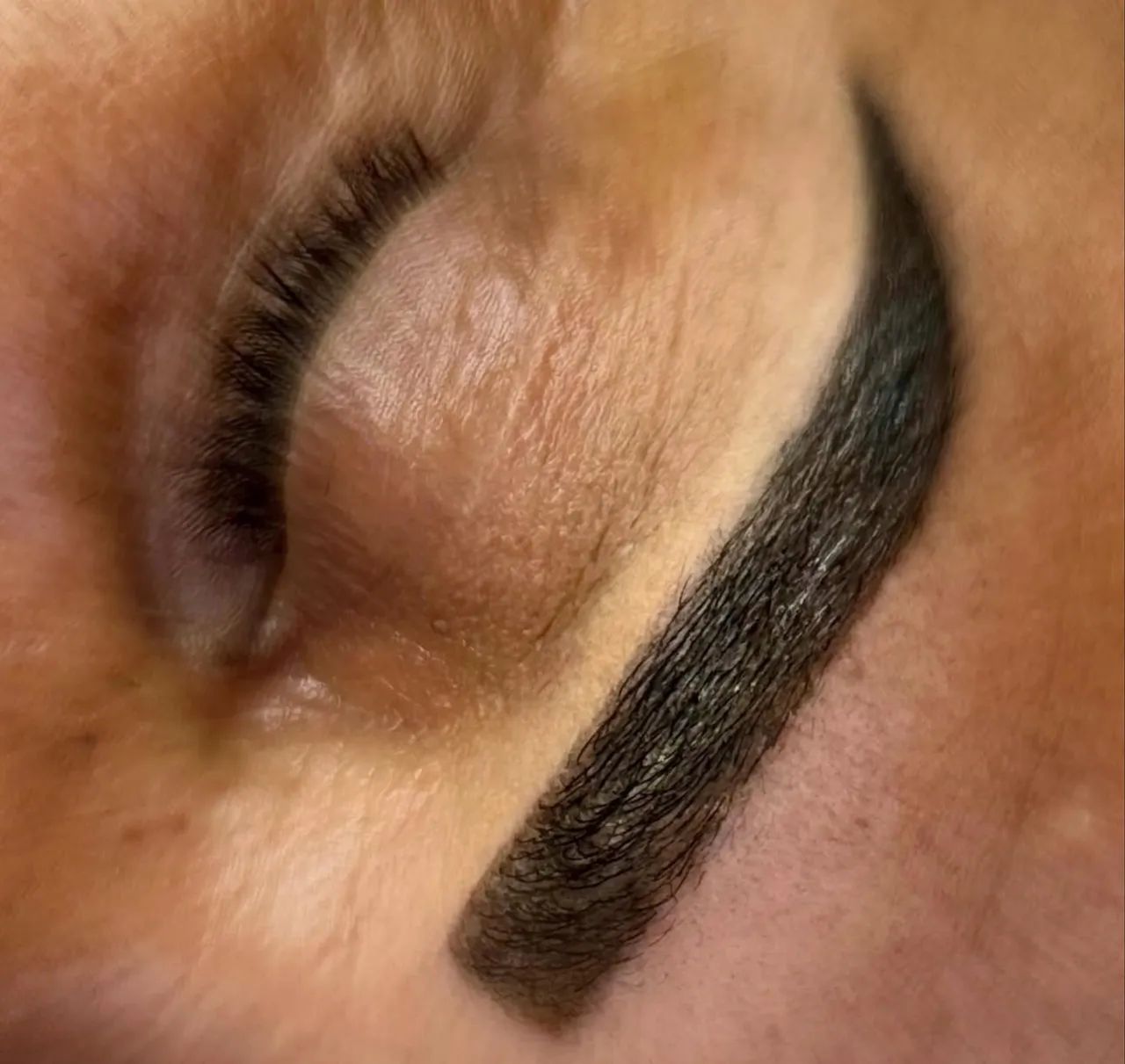 Design de Sobrancelhas 