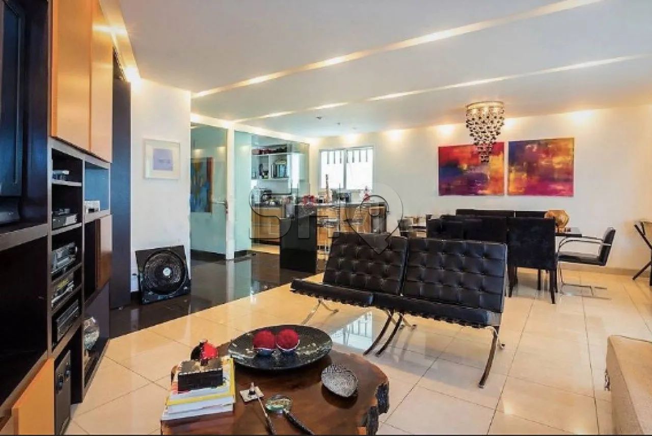Apartamento em Higienopolis com 3 suites, 4 vagas.