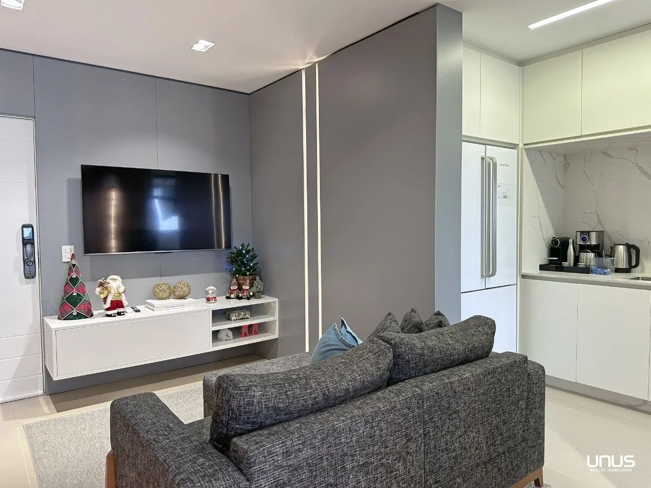 Apartamento com 2 dormitórios na Agronômica - Foto 3