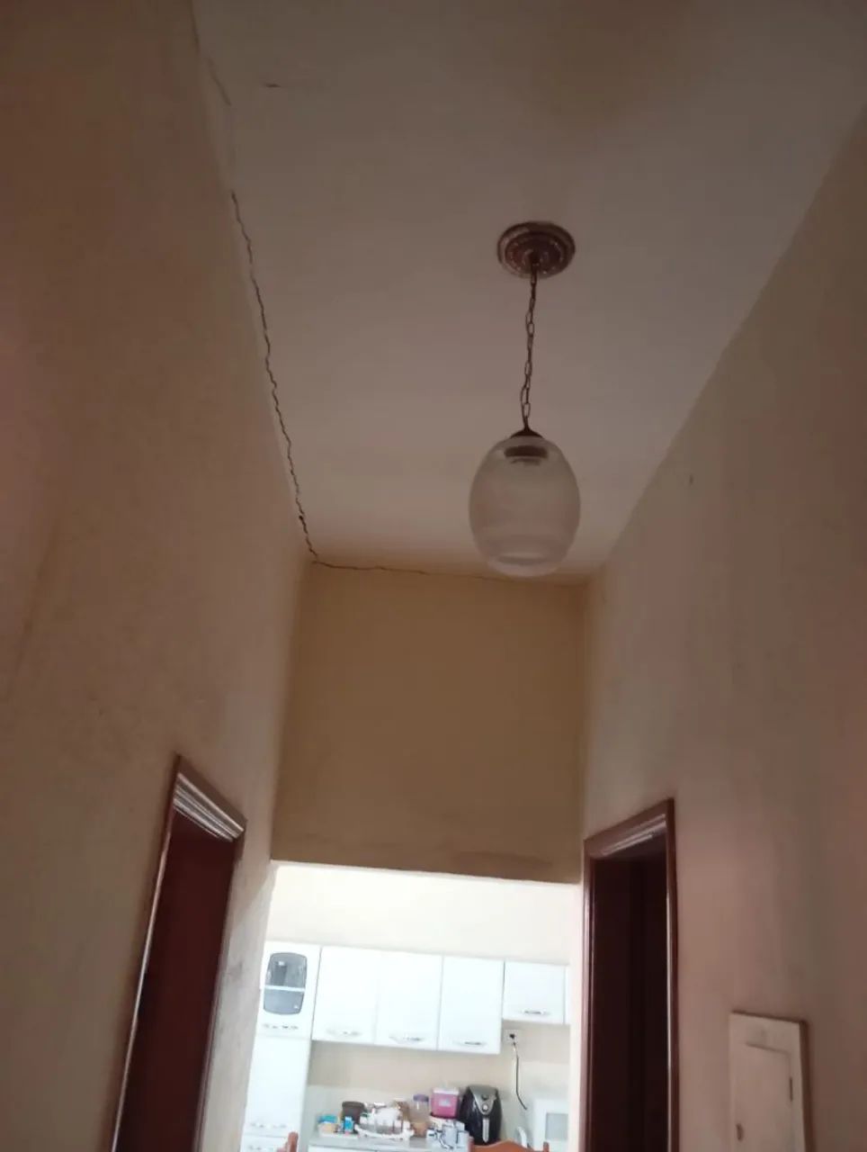Pendente simples com cúpula de vidro 