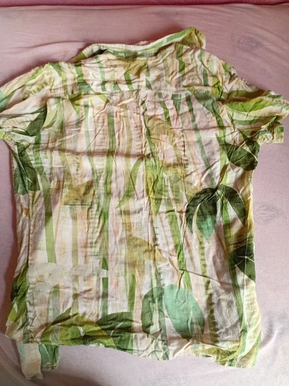 Vendo camisa tamanho P - Foto 2