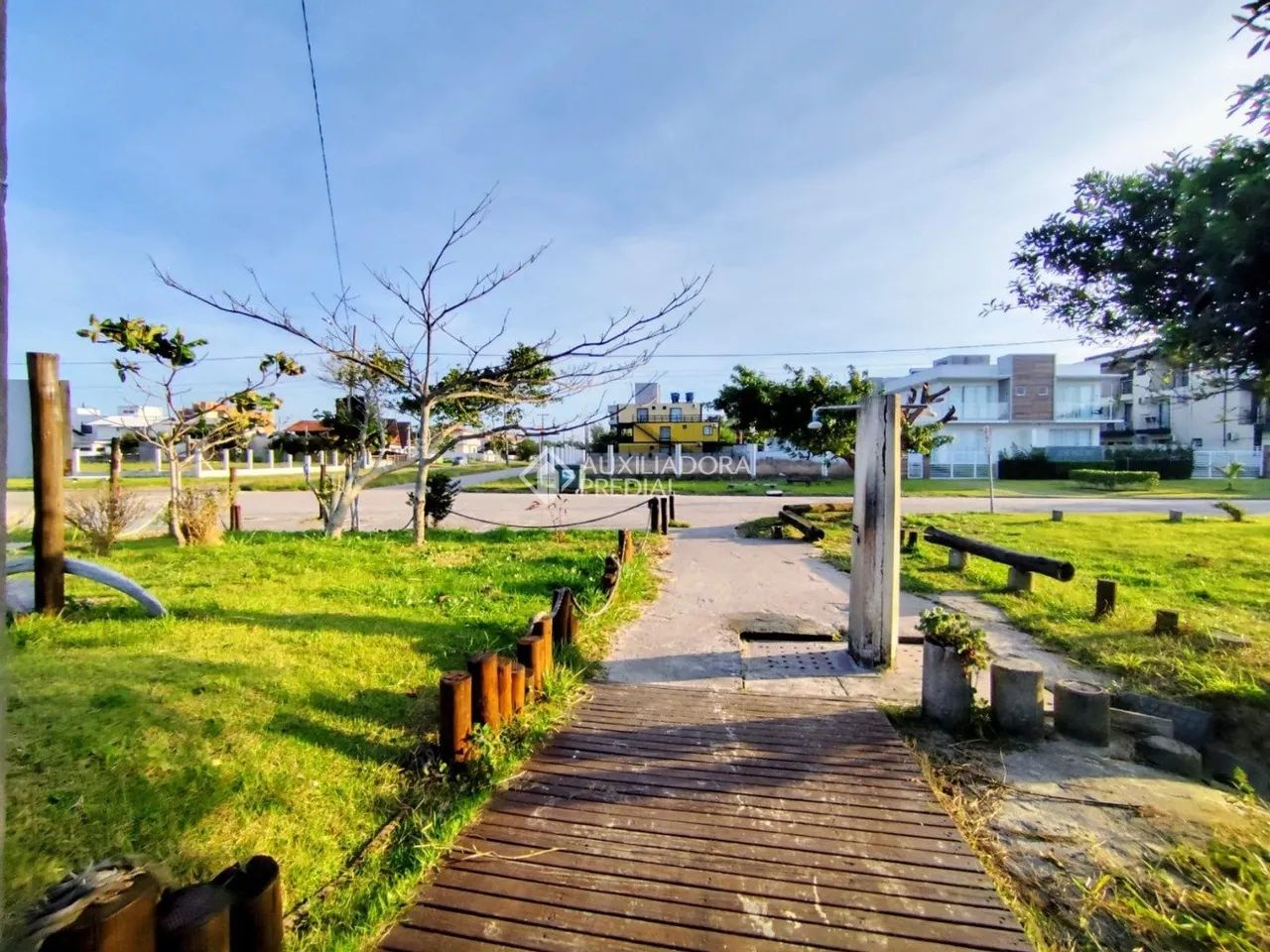 LOTE EM ÁREA NOBRE NA Praia da Pinheira - Foto 3