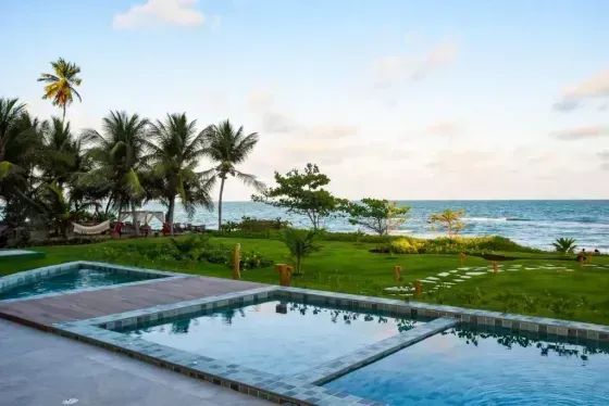 TAMANDARÉ - FLAT COM 35m² num condomínio pé na areia - Foto 3